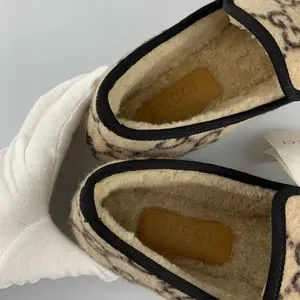 100% Authentic Gucci Men and Women’s Wool Loafers in beige size 7.5. s-l400.jpg main image 3
